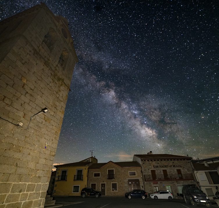 Iglesia de San Miguel Arcángel de Serrezuela